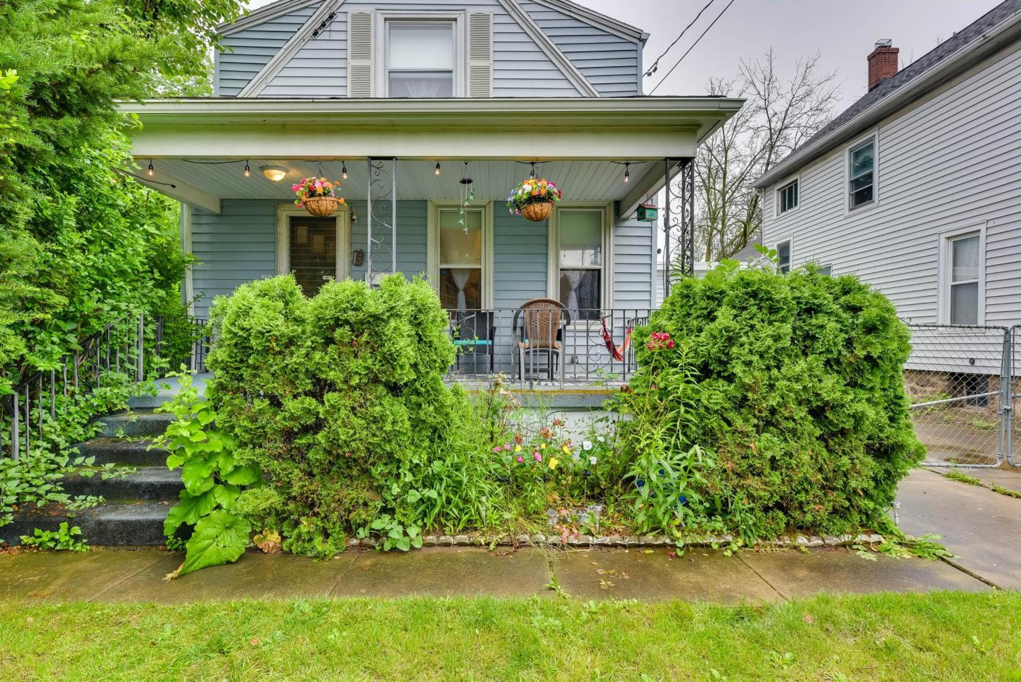 Themed New York Home About 2 Mi To Niagara Falls! 外观 照片